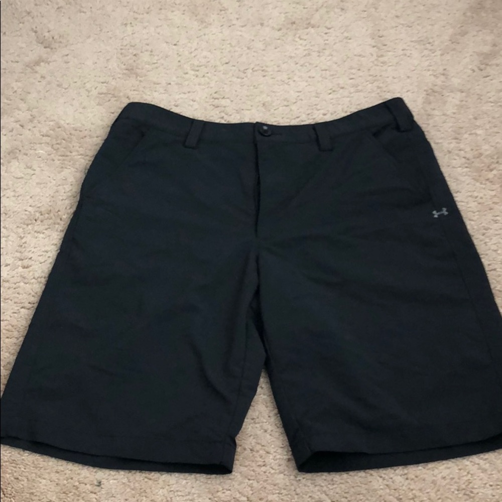 Under Armour Golf Shorts. Barley worn!